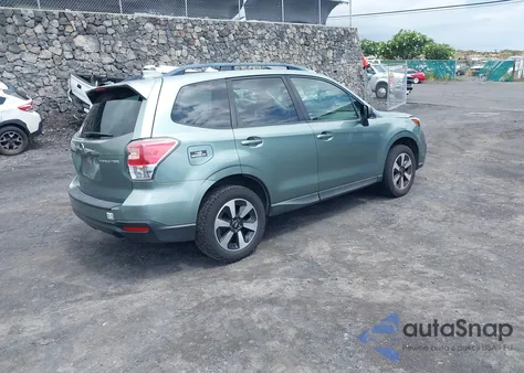 2018 Subaru Forester 2.5I Premium из США, поврежденный, VIN JF2SJADC0JH488385